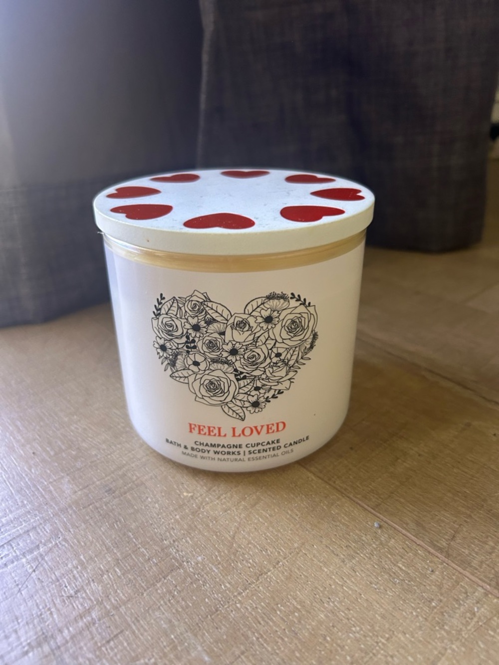 Bath & Body Works Feel Loved Candle in White & Red